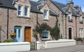 Easdale House Apartments